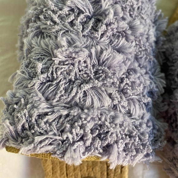 NWOT: UGG Purple Slippers - GREAT GIFT! - Picture 4 of 4